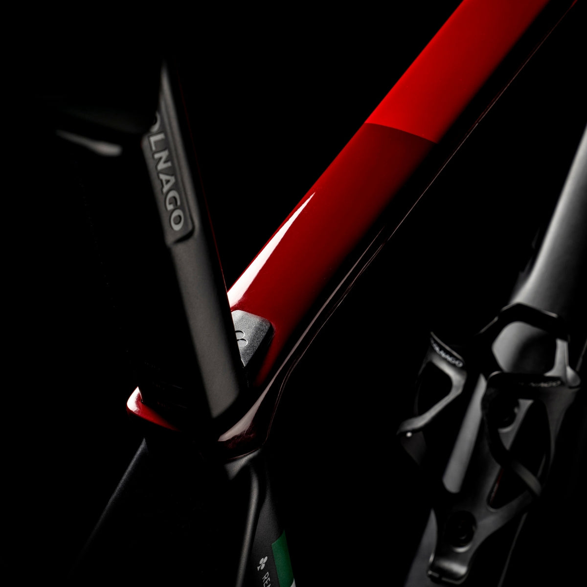 Colnago C68 Road 2024 Disc (Farbe HRRD) – Komplettaufbau