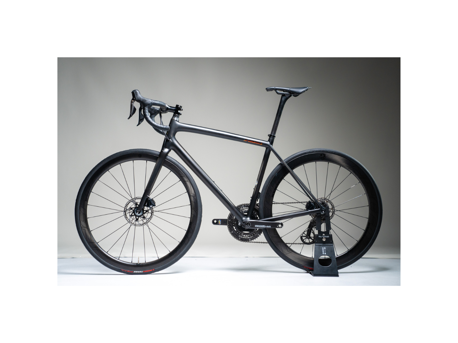 Specialized S-works Aethos 2022 Shimano Dura Ace Di2 11 speed maat 56