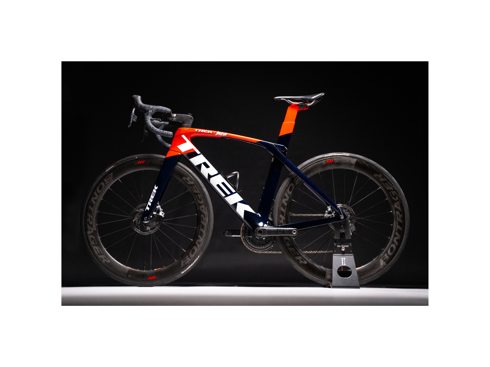 Trek madone slr 9 disc etap 2021 hotsell