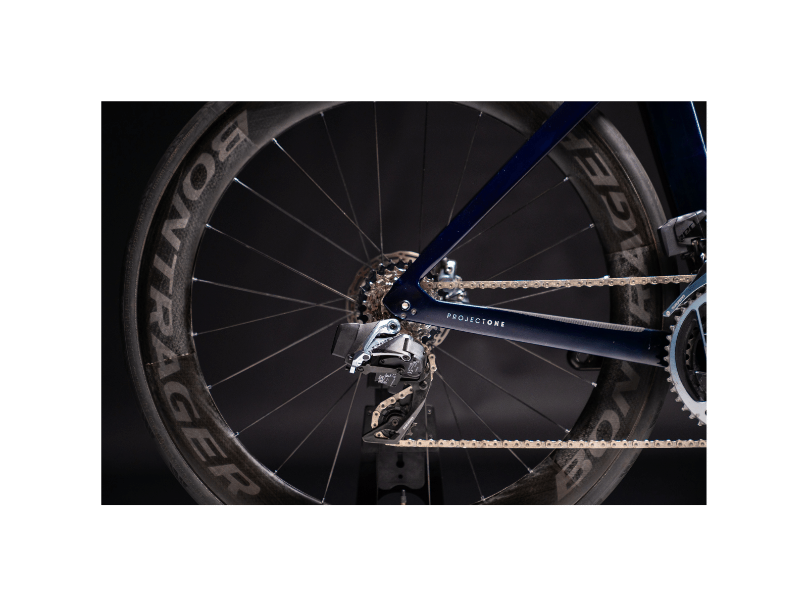 Trek Madone SLR9 2021 Sram Red 2 x 12 Speed maat 54