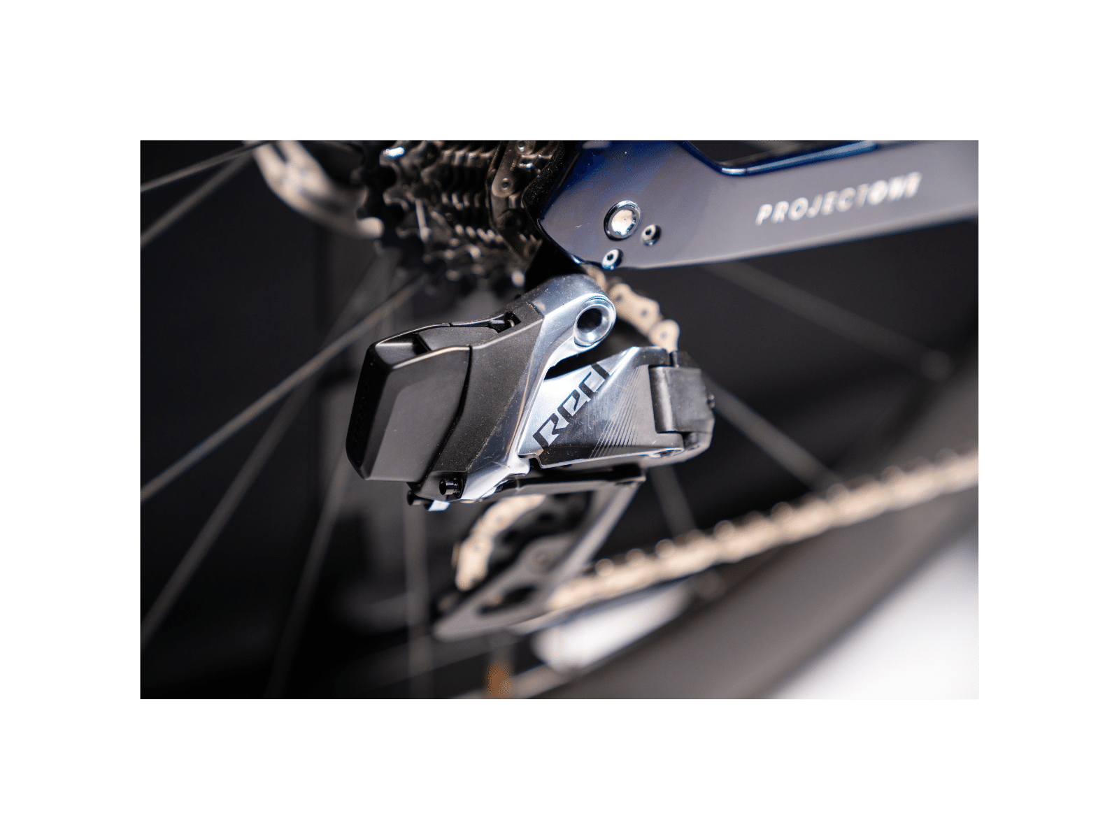 Trek Madone SLR9 2021 Sram Red 2 x 12 Speed maat 54