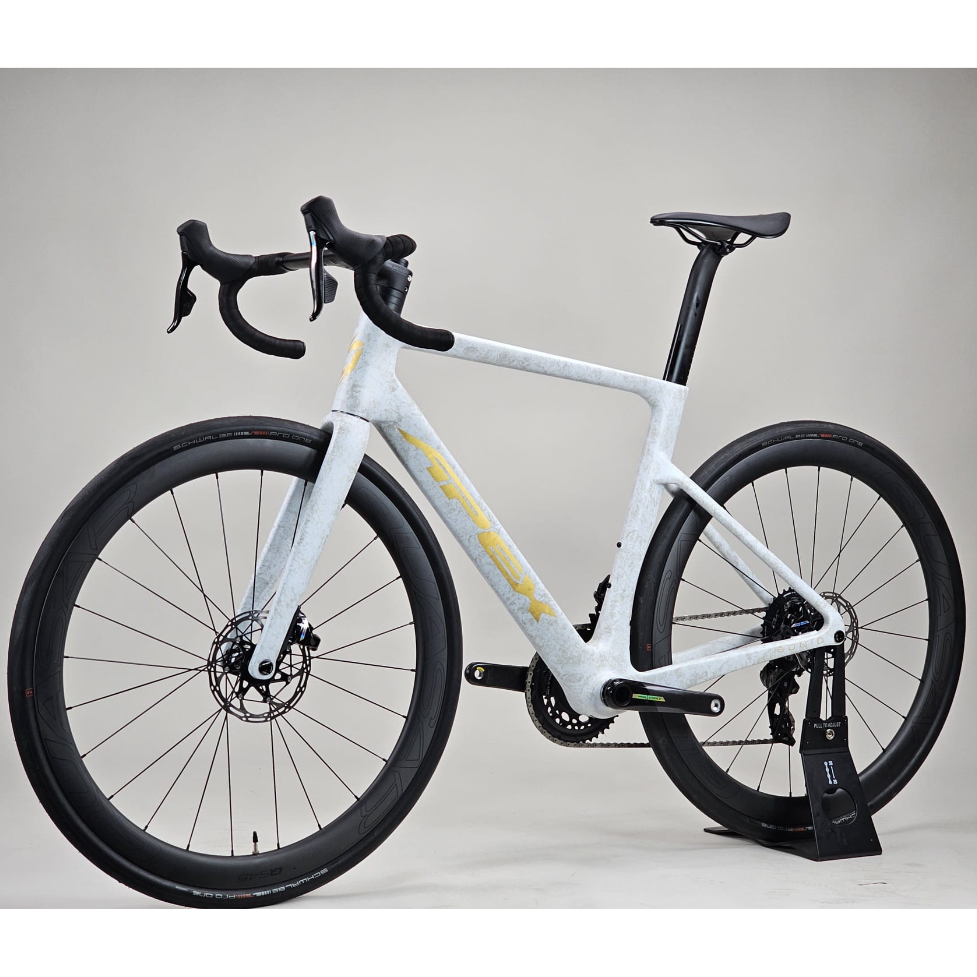 Apex Soniq Racefiets maat M NIEUW