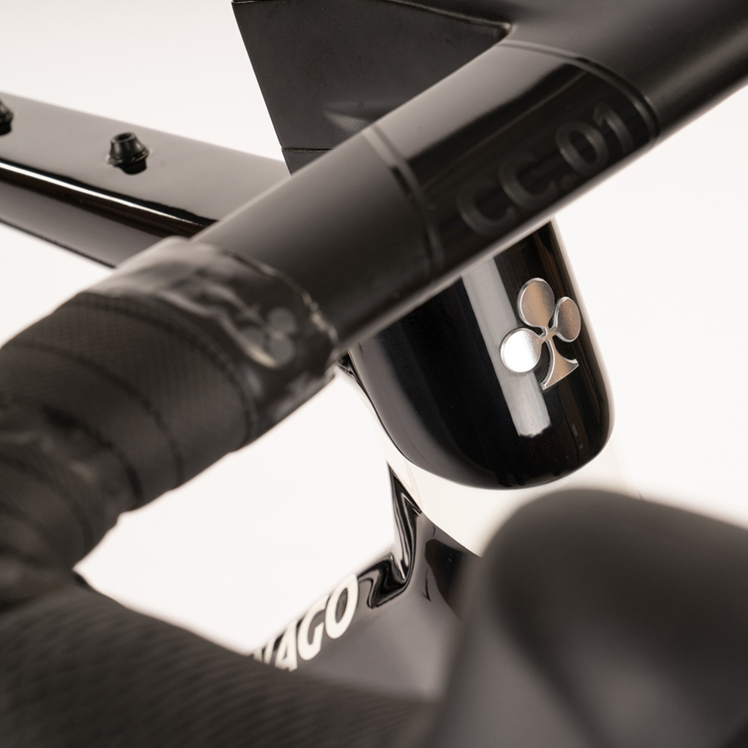 Colnago C68 Gravel 2024 (Farbe HGBK) – Komplettaufbau
