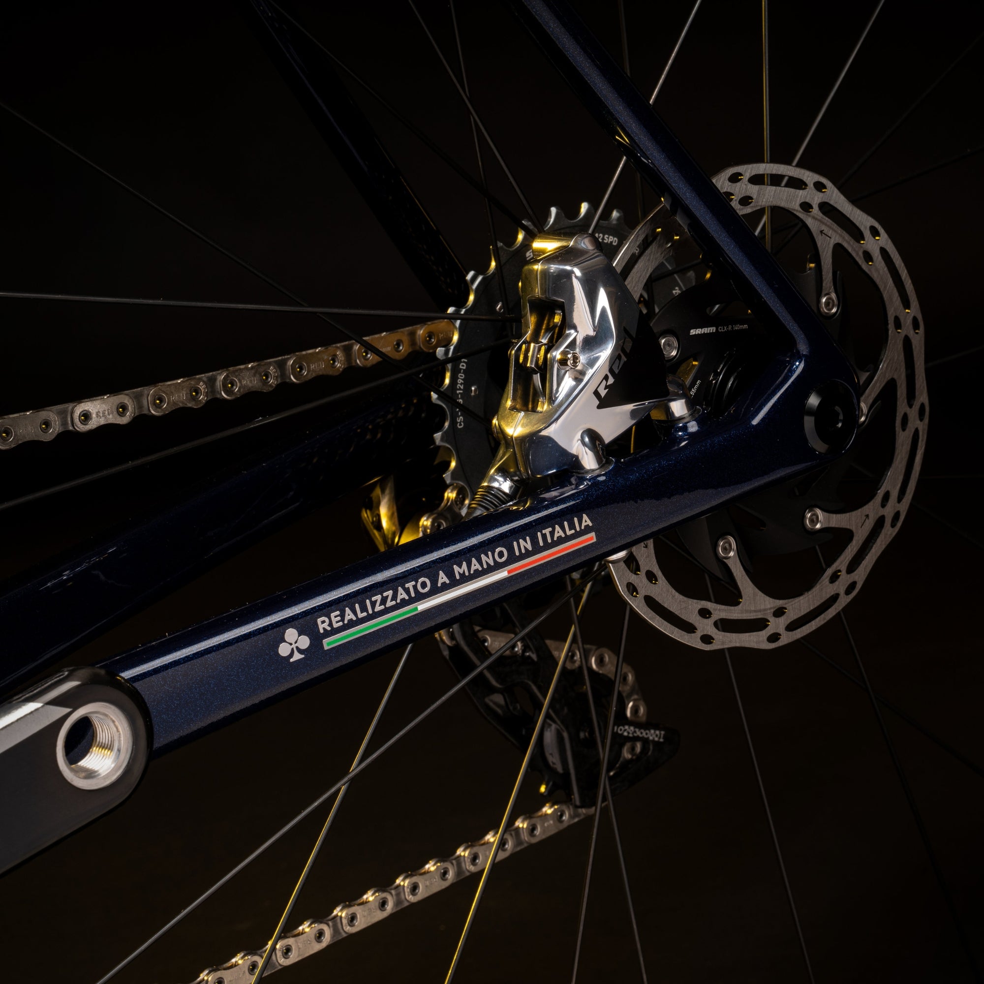 Colnago C68 Road 2024 Disc (Farbe HRBB) – Komplettaufbau