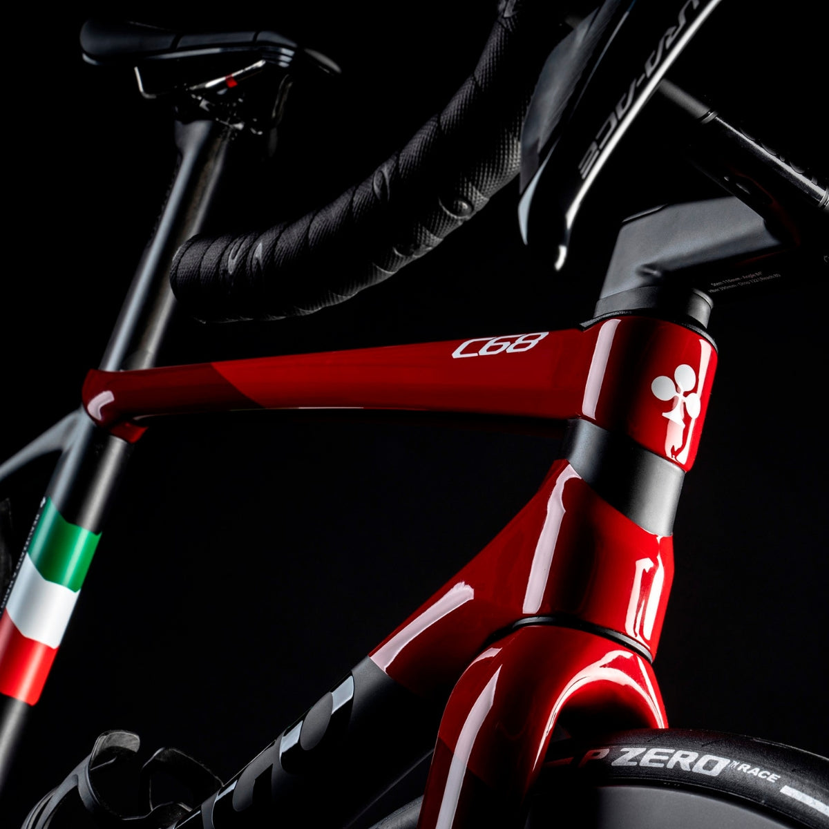 Colnago C68 Road 2024 Disc (Farbe HRRD) – Komplettaufbau