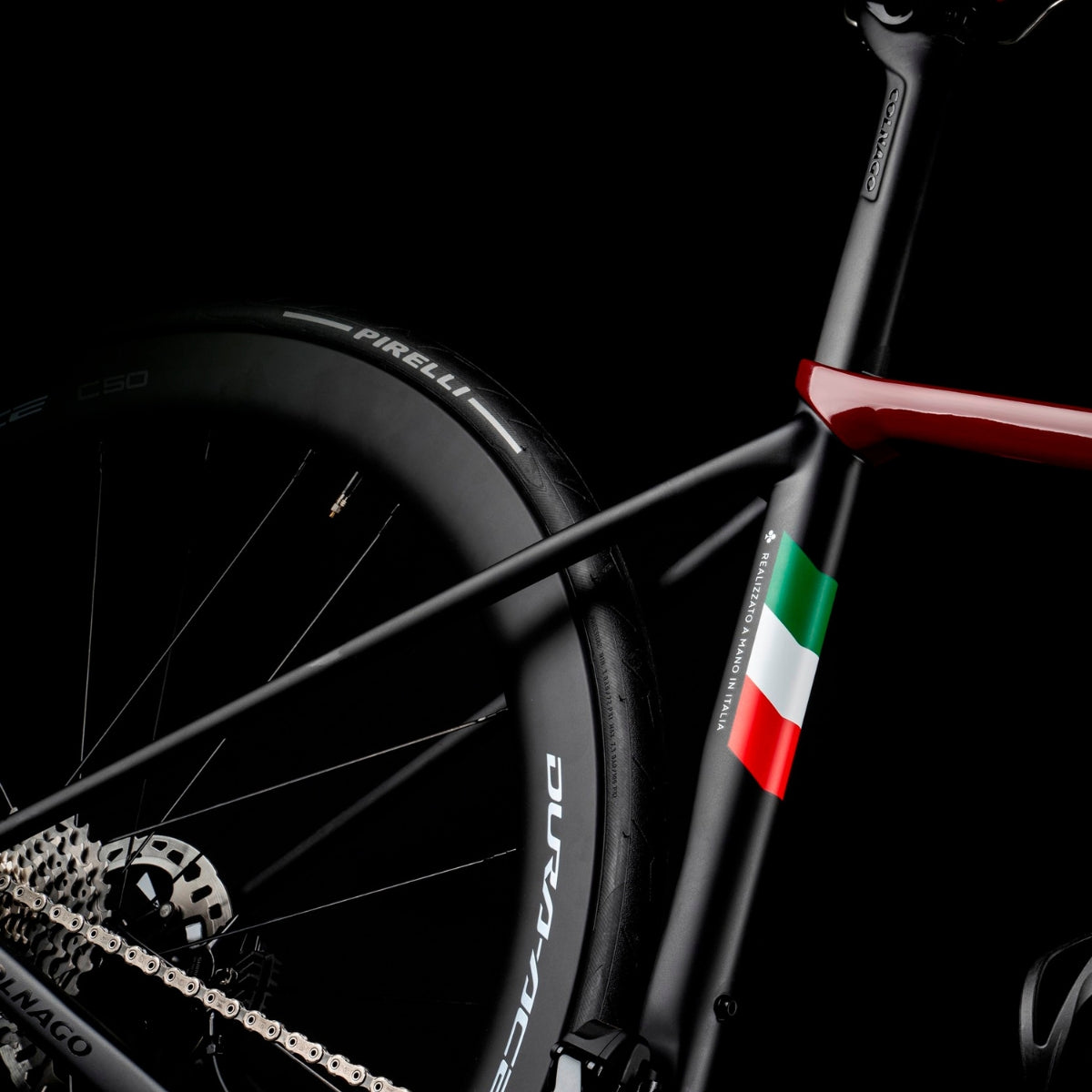 Colnago C68 Road 2024 Disc (Farbe HRRD) – Komplettaufbau