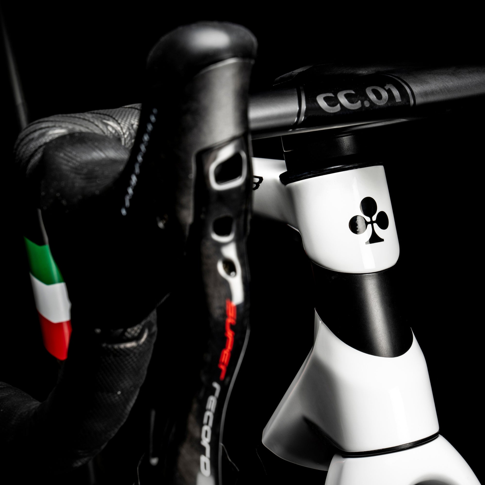 Colnago C68 Road 2024 Disc (Farbe HRWH) – Komplettaufbau
