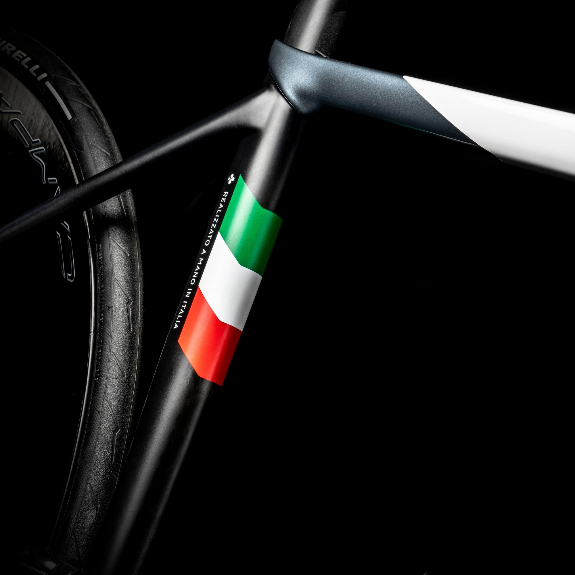 Colnago C68 Road 2024 Disc (Farbe HRWH) – Komplettaufbau