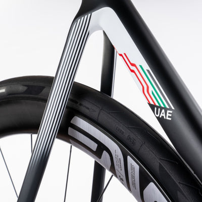 Colnago V4Rs Disc 2024 (Kleur SDM4 - UAE Team Emirates) - Complete bouw