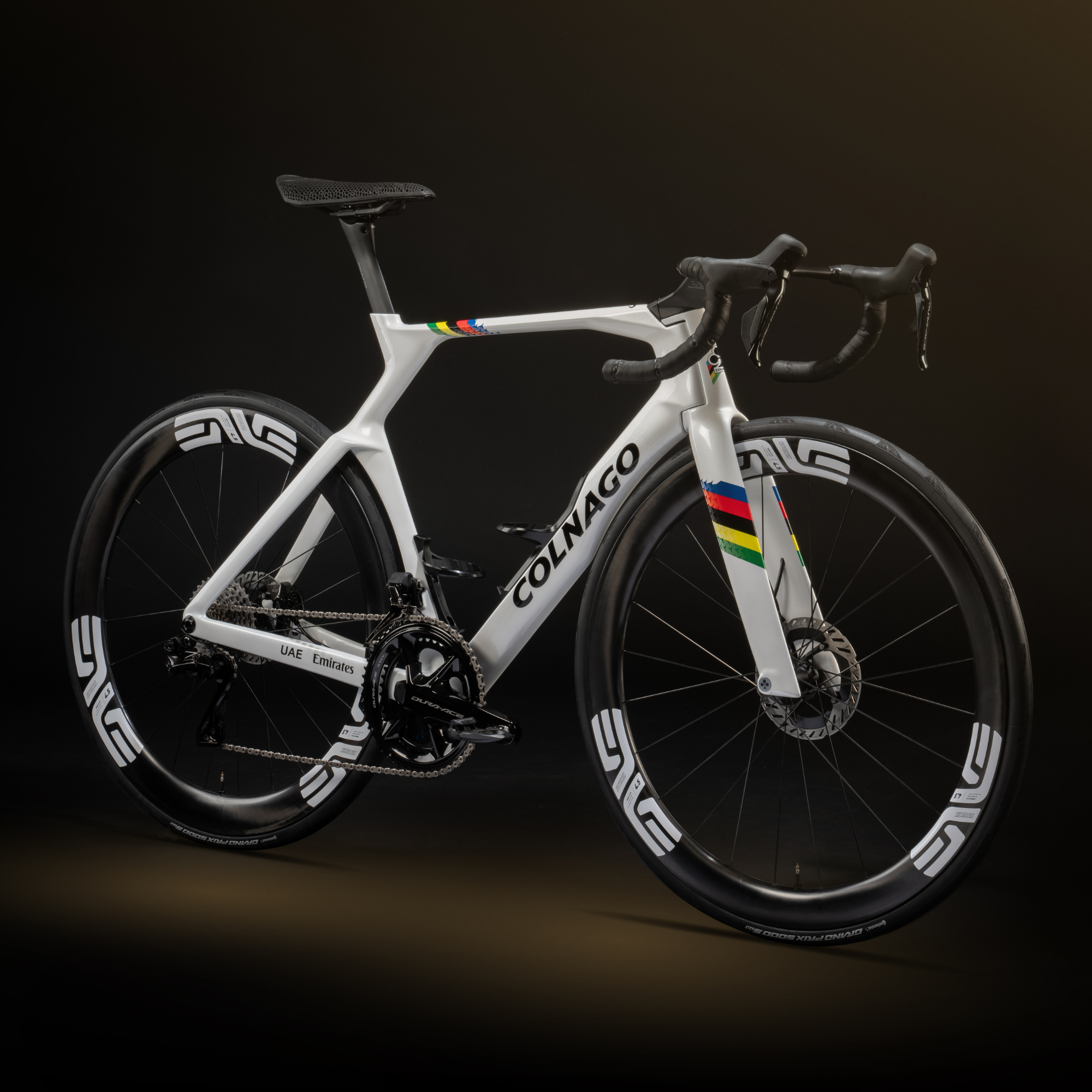 Colnago Y1Rs Aero Racefiets kleur UAE Team Emirates