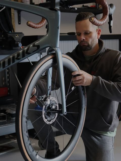 sportfiets-mountain-bike-racefiets-laten-repareren-service-onderhoud-s-works-specialized-trek-cube-scott-cervelo-pinarello3_xzKF.jpg