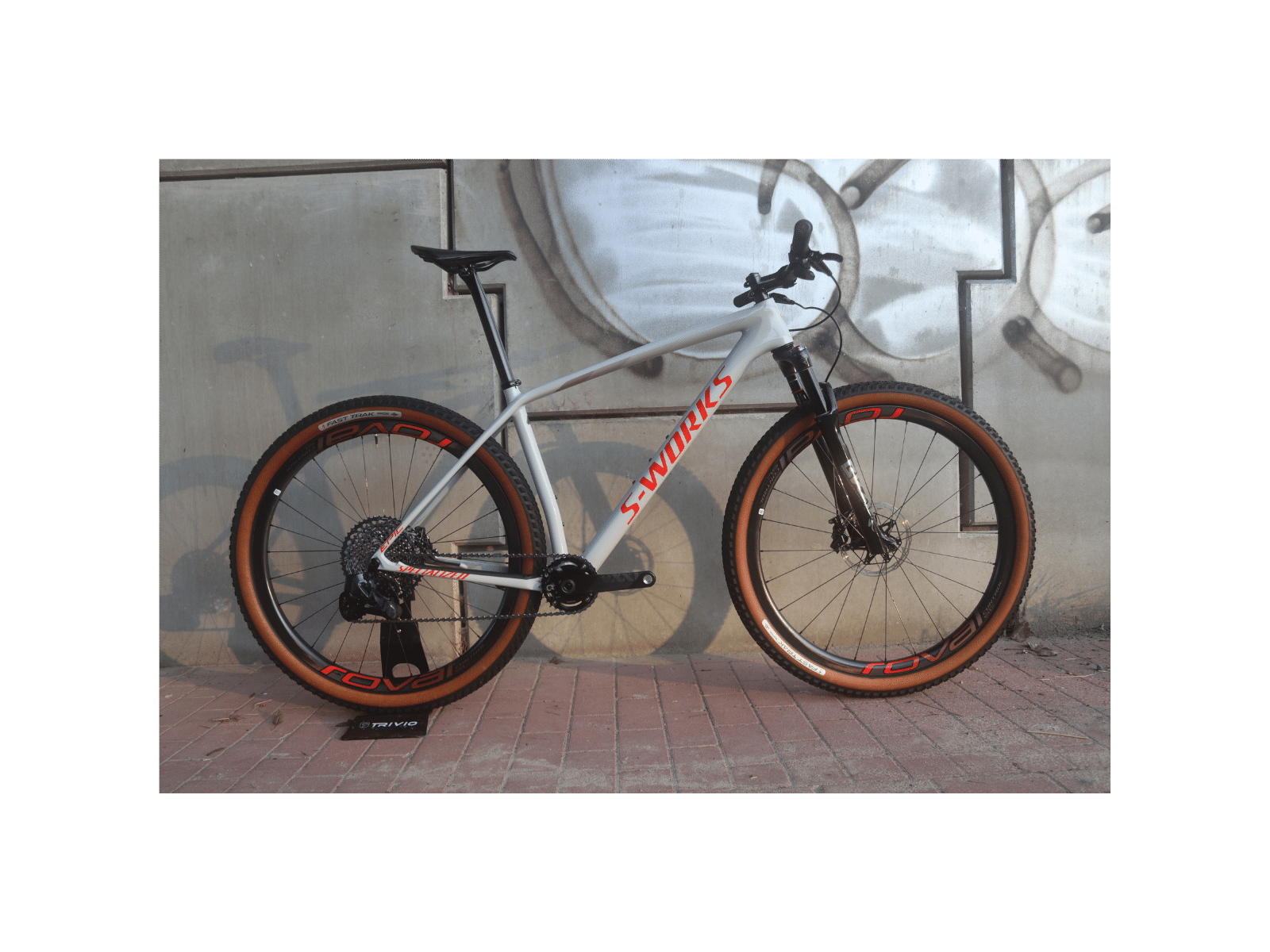 Specialized epic best sale axs 2020