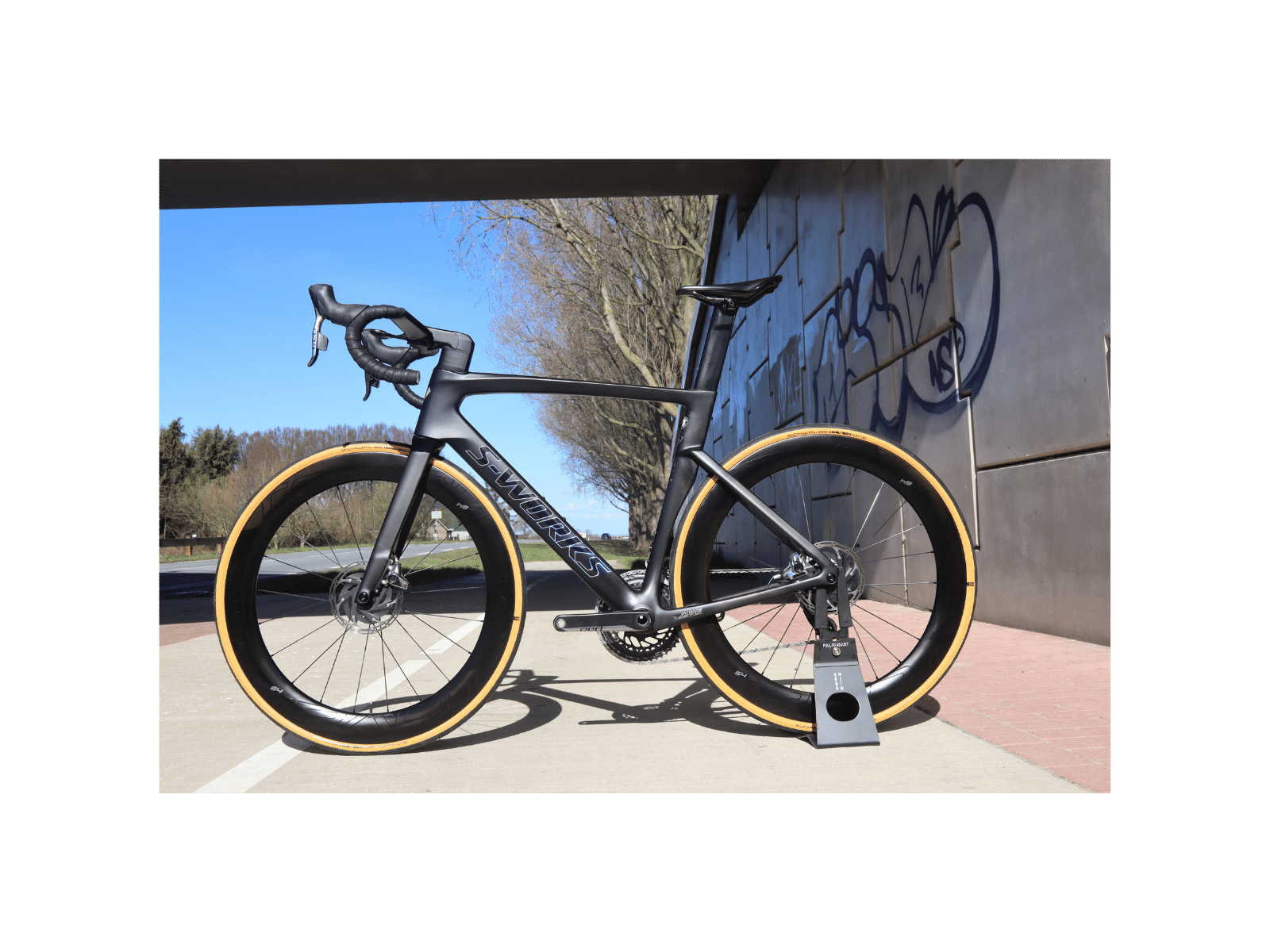 Specialized S works Venge Sram Red AXS 2 x 12 speed Size 56 thebikebroker